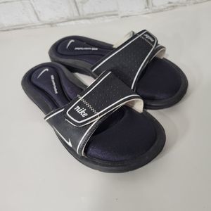 Nike comfort footbed slippers best sale